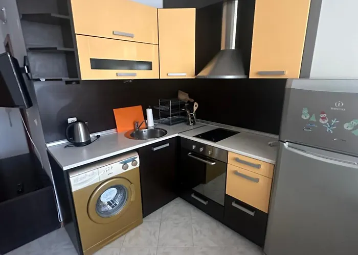 L4 Sunset 2 公寓 *